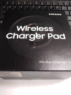 SAMSUNG Wireless Charger pad (EP3100- UK)