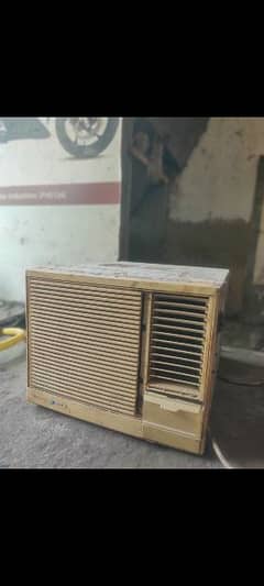 Window Ac In Good condition