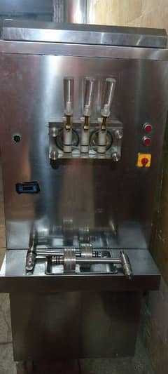 Pump Ice cream machine