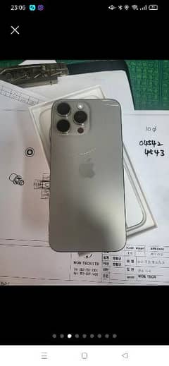 iphone 15pro max silver