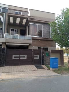 5 Marla Beautiful House Is UP For Sale In Bahria Orchard Lahore.