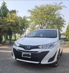 Toyota yaris Car Available on Easy Installment