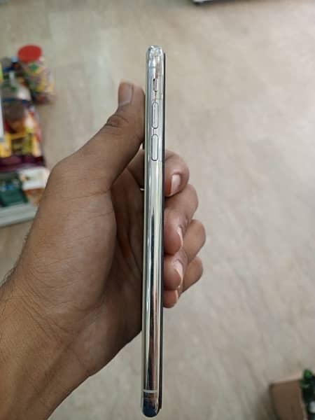 IPHONE XS max 64 GB 03261338684 whatsapp only 2