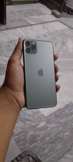 I phone 11 pro max 64 gb battery 100 glass Chang and battery