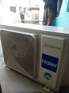 haier d. c inverter a. c 1year use good condtion jenion ful