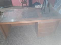 office table for seal 3month use