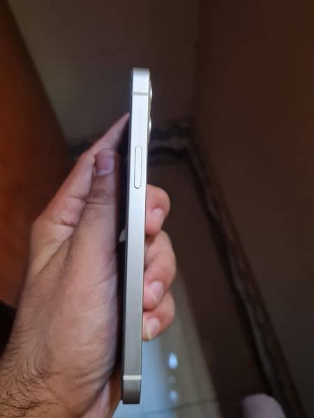 Iphone 12 64gb white factory unlocked FU 4