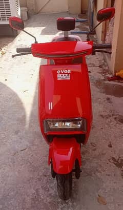 Evee C1 Electric Scooter - Red
