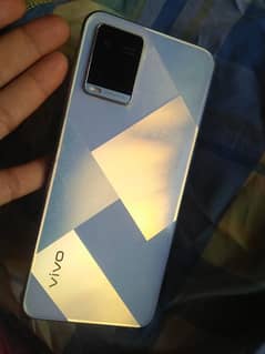 vivo y21 with box and charger
