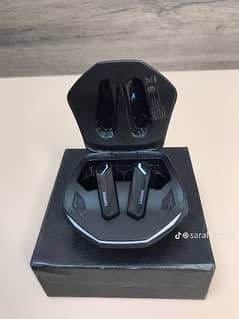 Heavy base and sound lenovo gm2 pro earbuds
