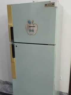 Samsung SR-368 Refrigerator for Sale