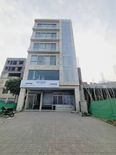 5.33 MARLA COMMERCIAL PLAZA FOR SALE IN SECTOR E BAHRIA TOWN LAHORE