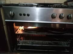 electric and gas oven