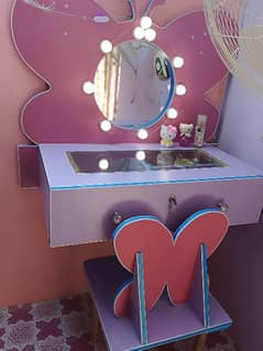 baby girl dressing table and chair