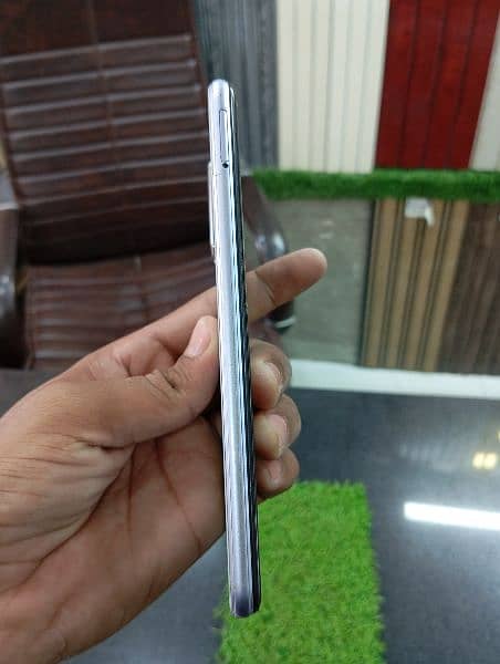 vivo y20 4/64 03008102964 4