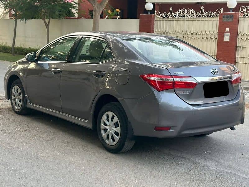 Toyota Corolla GLI 2015,(Automatic) 5