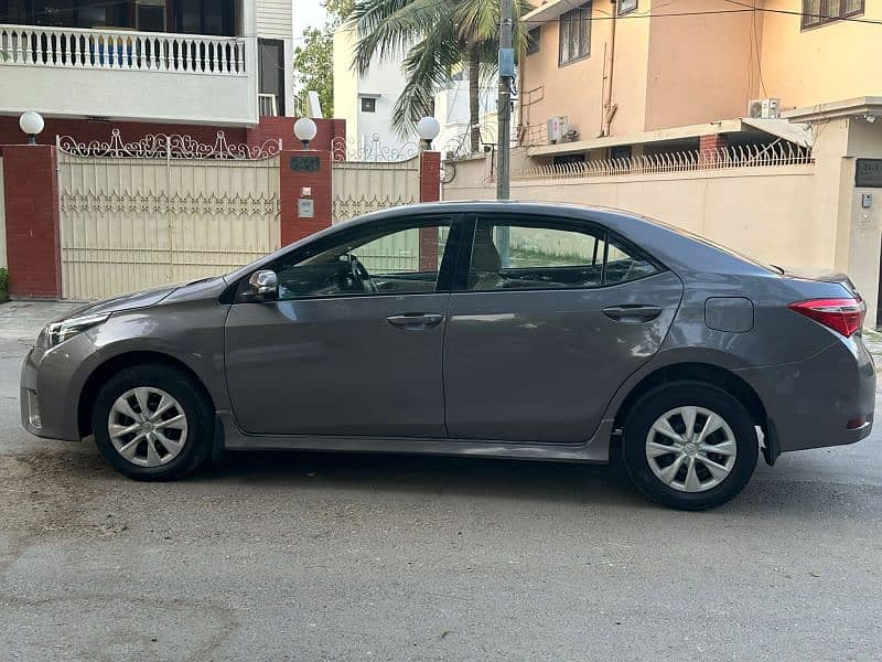 Toyota Corolla GLI 2015,(Automatic) 7