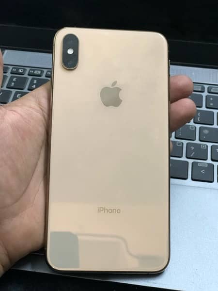 iphone xsmas 64 gb pta approved 0