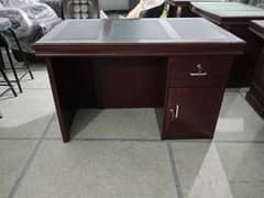 Exactive office tables