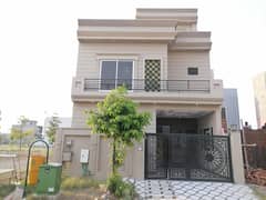 5 marla house for sale D block near to park and mosque