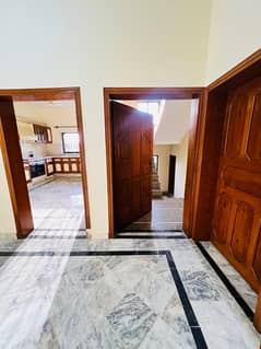 Kanal First Floor For rent Airport Housing society sector 1