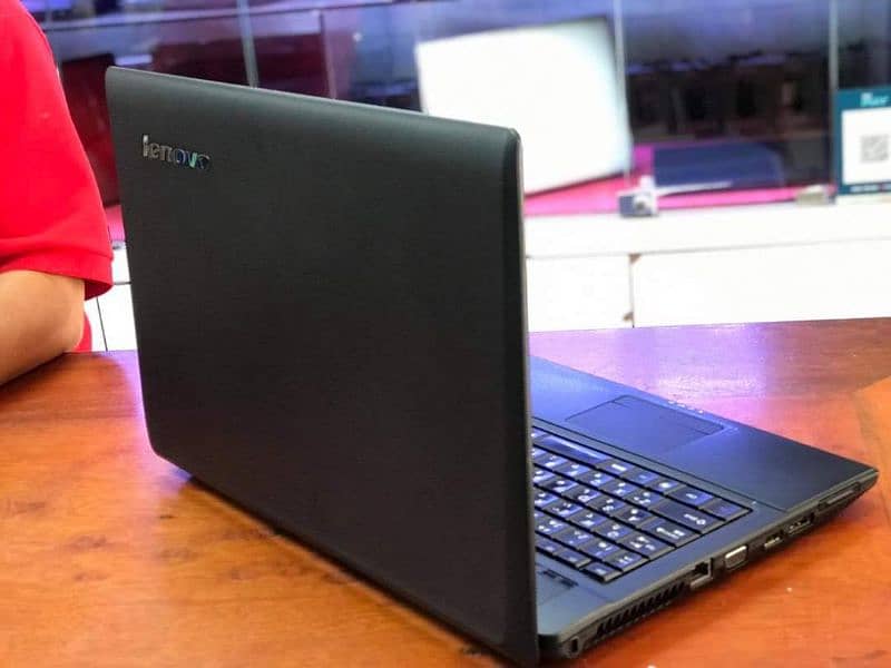 Lenovo G560 corei5 Laptop 4gb ram 320gb hard 15.6 display numpad 2