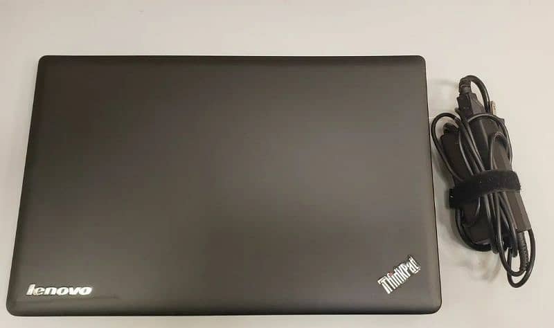 Lenovo edge e530 Laptop 2.40Ghz 4GB Ram 320GB HDD 15.6" Display 4