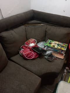 L-Shaped 7 seater sofa for sale (URGENT) 5/10 Condition
