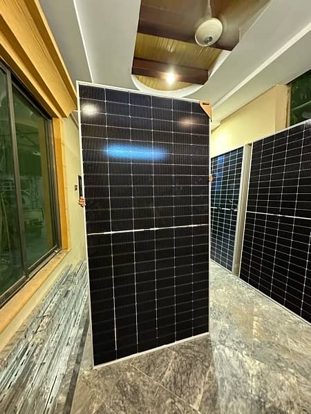 Canadian solar bifacial n type solar panel 580w 1