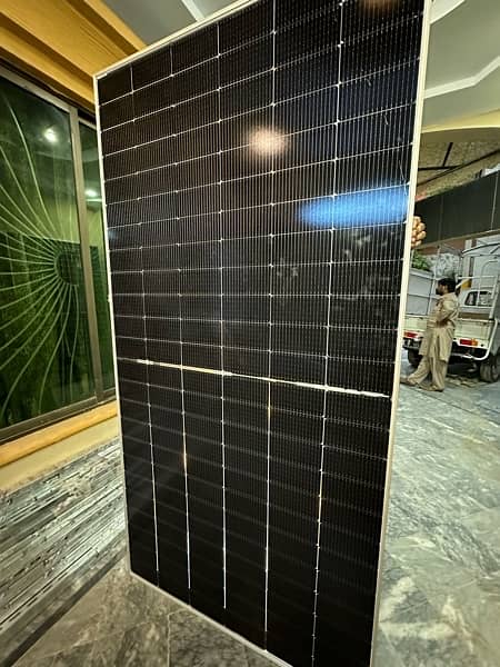 Canadian solar bifacial n type solar panel 580w 8