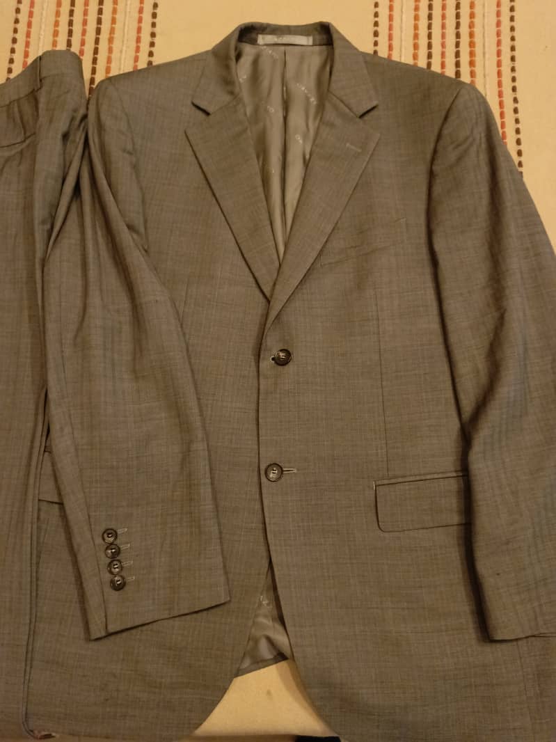 Men's Azzaro suit 0