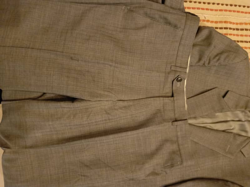 Men's Azzaro suit 2