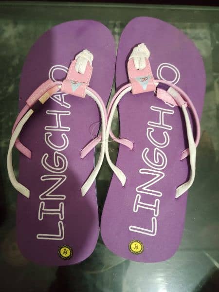 loot sale 2 pairs  women slippers 4