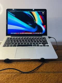 MacBook pro (Retina 13 inch