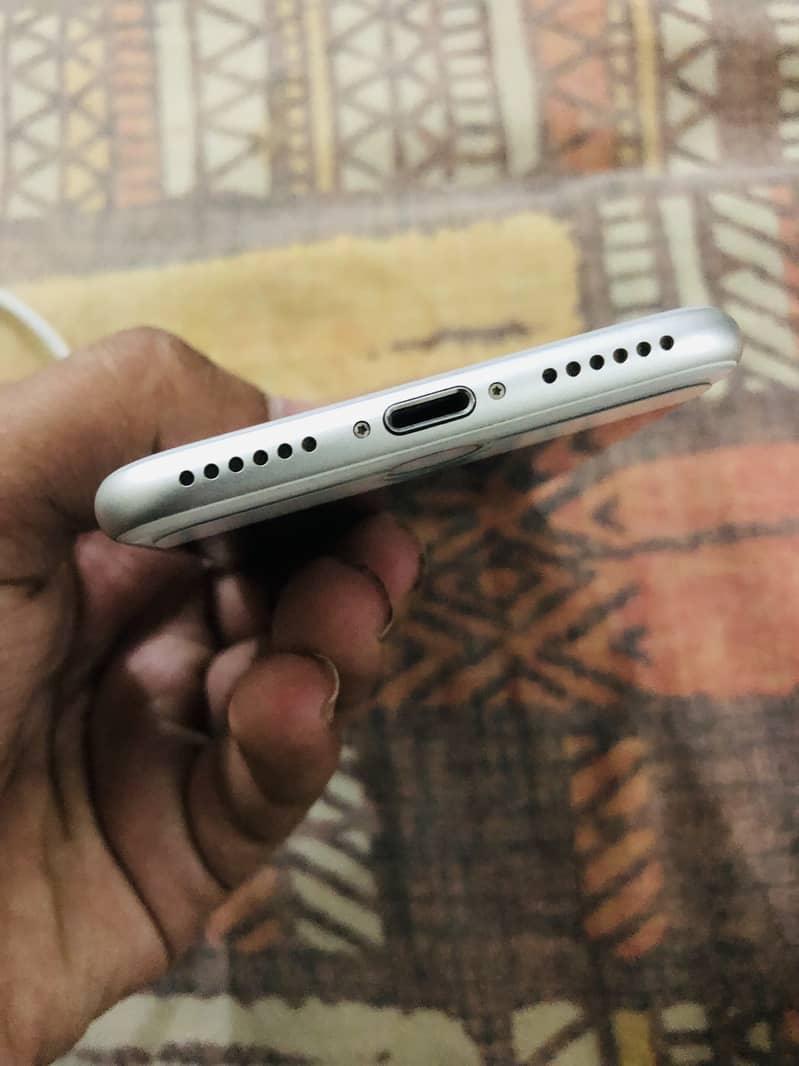 Iphone 7 128 Gb Non Pta 2