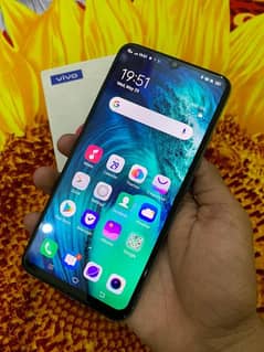 Vivo S1 4-128 pta approved with box