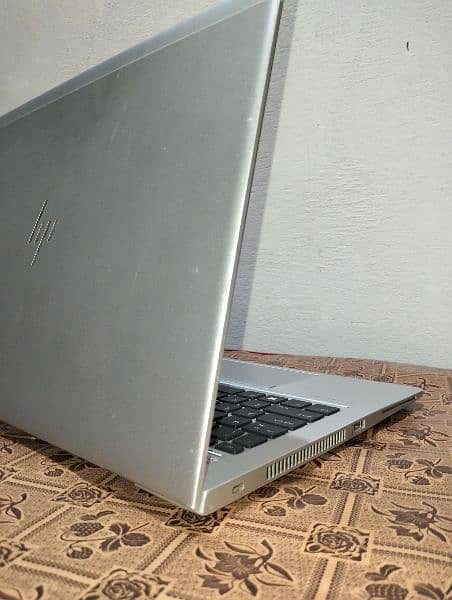 HP i7 7th generation, EliteBook slim smart professional Laptop 1