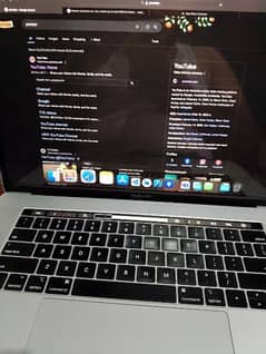 MacBook pro 2019 i7
