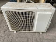 1.5 ton Simple AC in fresh condition