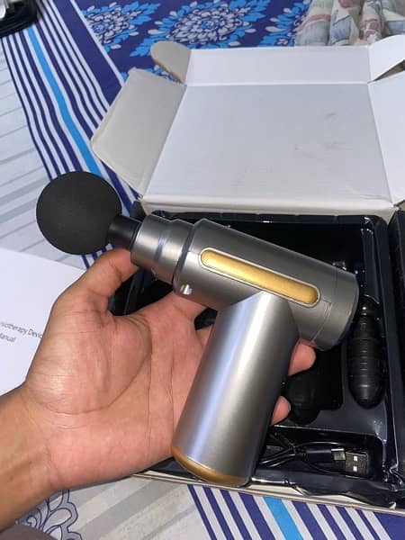 Massager Gun (price negotiable) (Silver model imported from China) 3