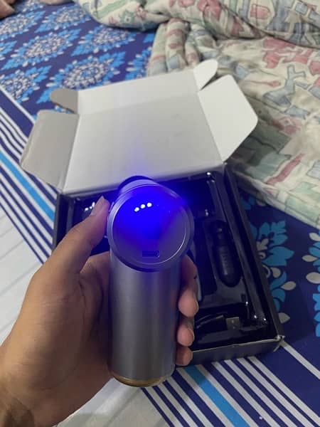 Massager Gun (price negotiable) (Silver model imported from China) 5