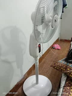brand new sogo charging fan for sell