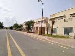 Precinct 27,235 square yards, 3Bedroom ready west open,road category villa available for sale in Bahria Town Karachi
