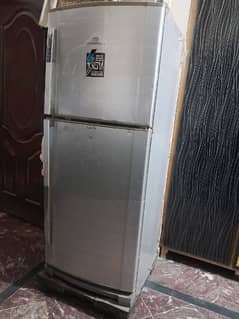 Dawlance Medium Size Refrigerator
