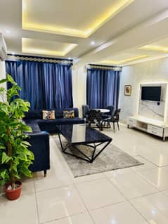 Two beds vip luxury furnished flat for rent in bahria town lahore