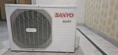 Sanyo 1.5 ton AC used for Sale : Good Condition
