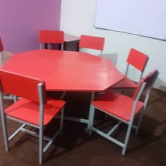 School table And chairs