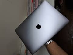 MacBook Air 2020 Dual Core Intel Core i3