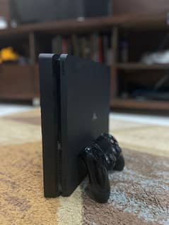 PS 4 Slim 500 GB with box