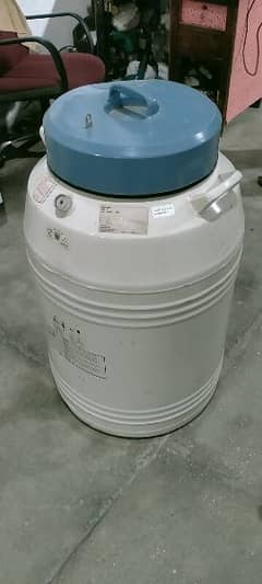 liquid Nitrogen containers 110 ltrs and 30 ltrs